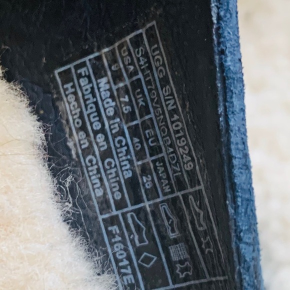 ❌SOLD❌UGG Tamara Moc-Toe Mule Slipper Shoes - Picture 9 of 9